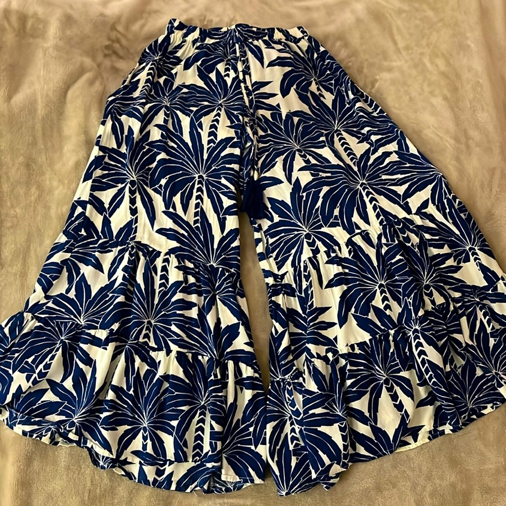 White & Blue Coconut Nut Flare Pants